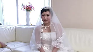 日本新娘小泉惠美在婚禮後出軌，未經審查